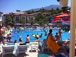Gurol Hotel & Apart