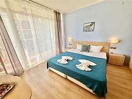 Menada Andalusia Apartments