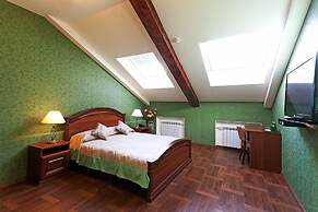 Castle Hotel