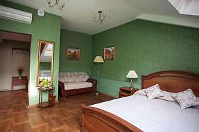 Castle Hotel