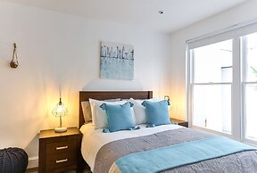Durweston Mews