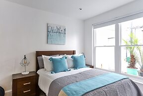 Durweston Mews