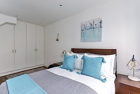 Durweston Mews