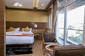 Retro Hotel and Spa