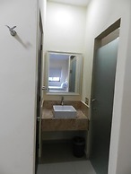 Navola Inn