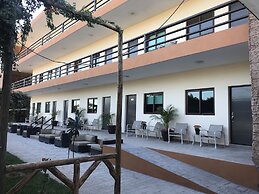 Navola Inn