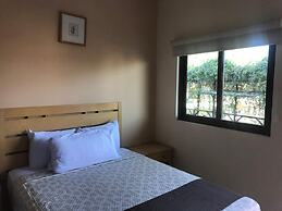 Navola Inn