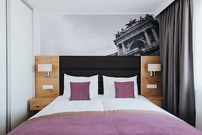 Parks 73 The TownHouse Hotel