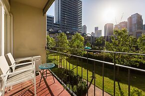 AMAL, 1BDR North Melbourne Apartment