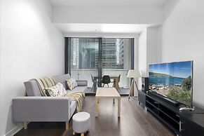 EDWARD, 3BDR Melbourne Apartment