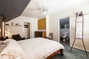 KELLY, 3BDR Northcote House