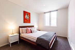 NAOMI, 2BDR South Melbourne Apartment