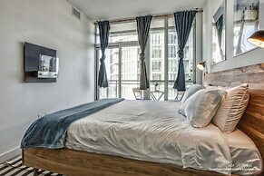 New Modern - DT King W Spacious 3BR