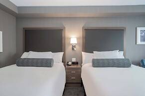 Sandman Signature St. John's Hotel
