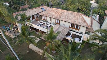The Villa by Contemporary Ceylon