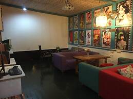 How Flower Hostel Yangshuo