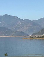 Lakeside Backpackers Hostel