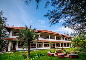 SR Jungle Resort