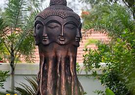 SR Jungle Resort
