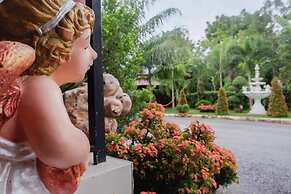 Great Hill Resort