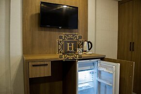 Hit Suites