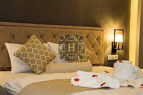 Hit Suites
