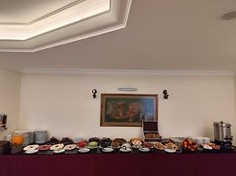 Hotel Ave Maria