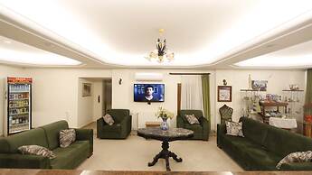 Hotel Ave Maria