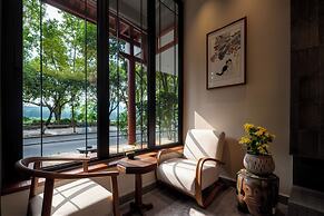 Yangshuo Riverview Hotel