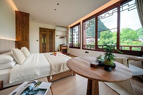 Yangshuo Riverview Hotel