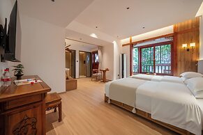 Yangshuo Riverview Hotel