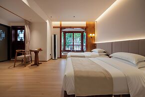 Yangshuo Riverview Hotel
