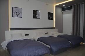 Azar Boutique Hotel