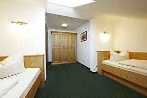 Hotel Alpspitz B&B