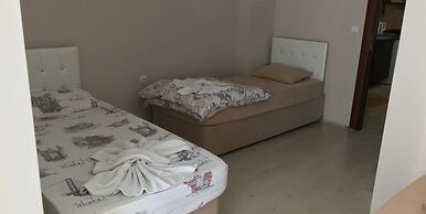 Apartman Suit
