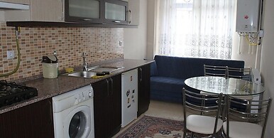 Apartman Suit
