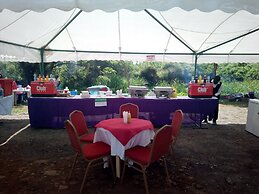 Shalom Hotel