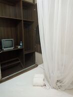 Shalom Hotel