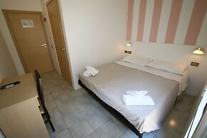 Beach Hotel Clerice