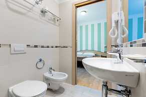 Beach Hotel Clerice