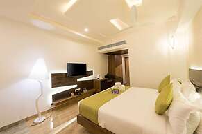 Hotel Chenthur Park