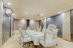 Hotel Chenthur Park
