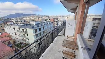 7th Floor Suite