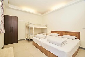 Migratory Birds Hotel
