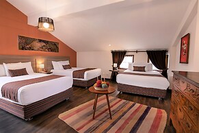 Atoq San Blas Hotel