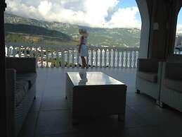 Apartments Villa Ana