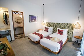 Abdi Hotel & Bungalow