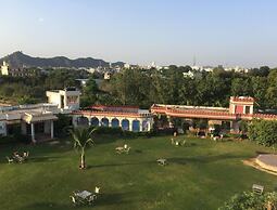 The Country Side Resort