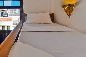 zLife Hostel