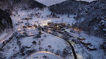 Nine Valley Park